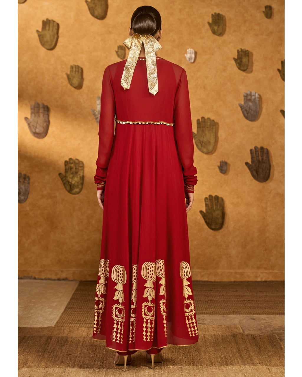 Red Pop Pod Pendant Anarkali Set