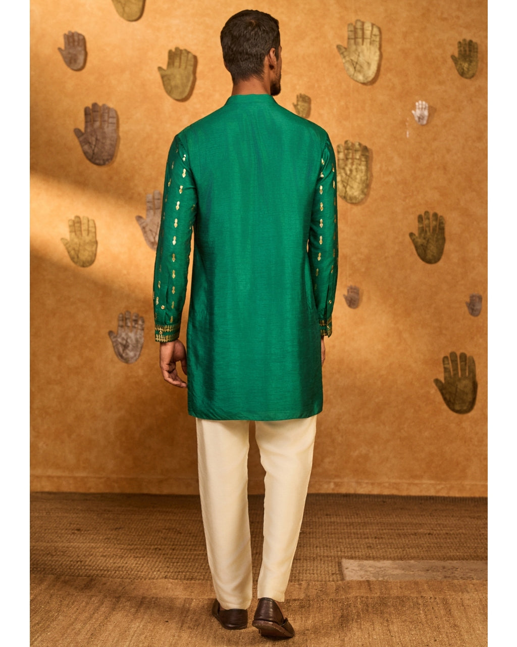 Green Totem Lines And Pot Kurta Set