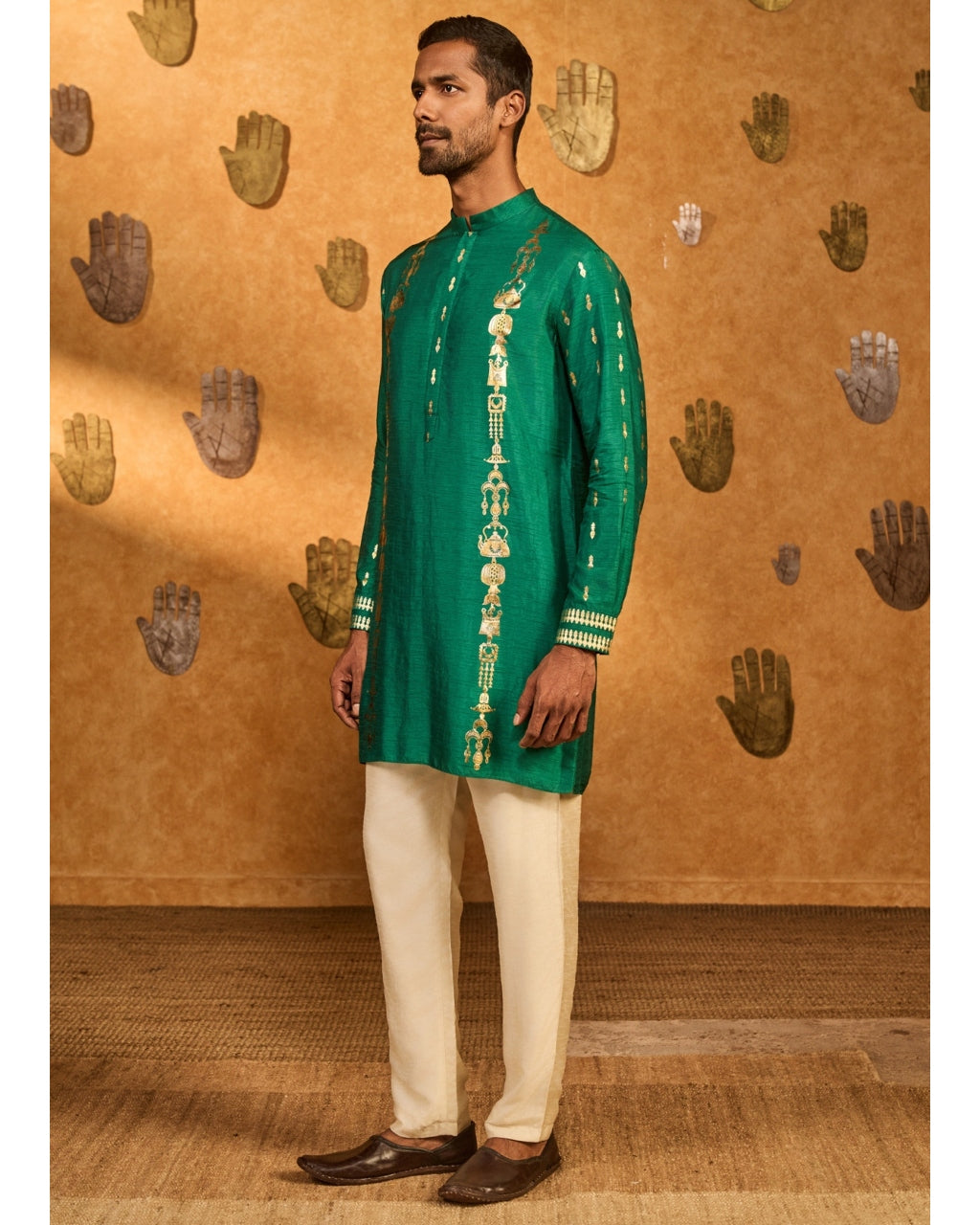 Green Totem Lines And Pot Kurta Set