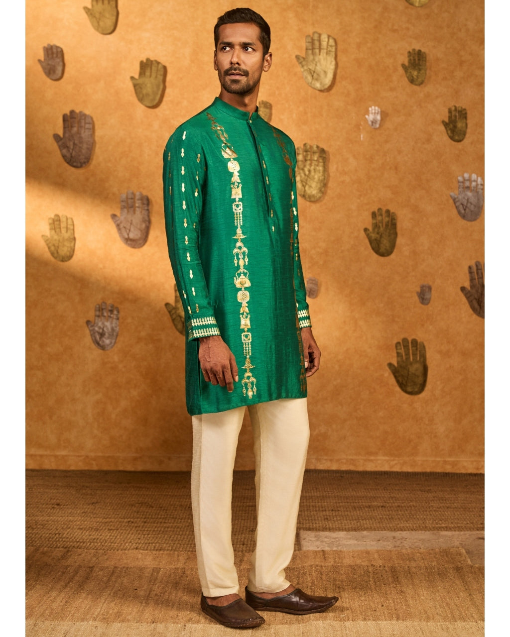 Green Totem Lines And Pot Kurta Set