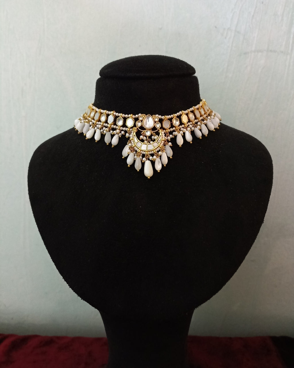 Eterna Mother Of Pearl Necklace Set