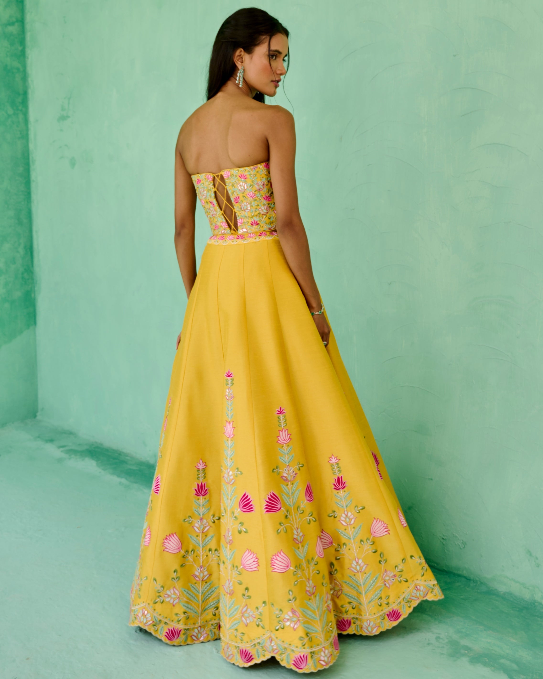 Falak Lehenga Set