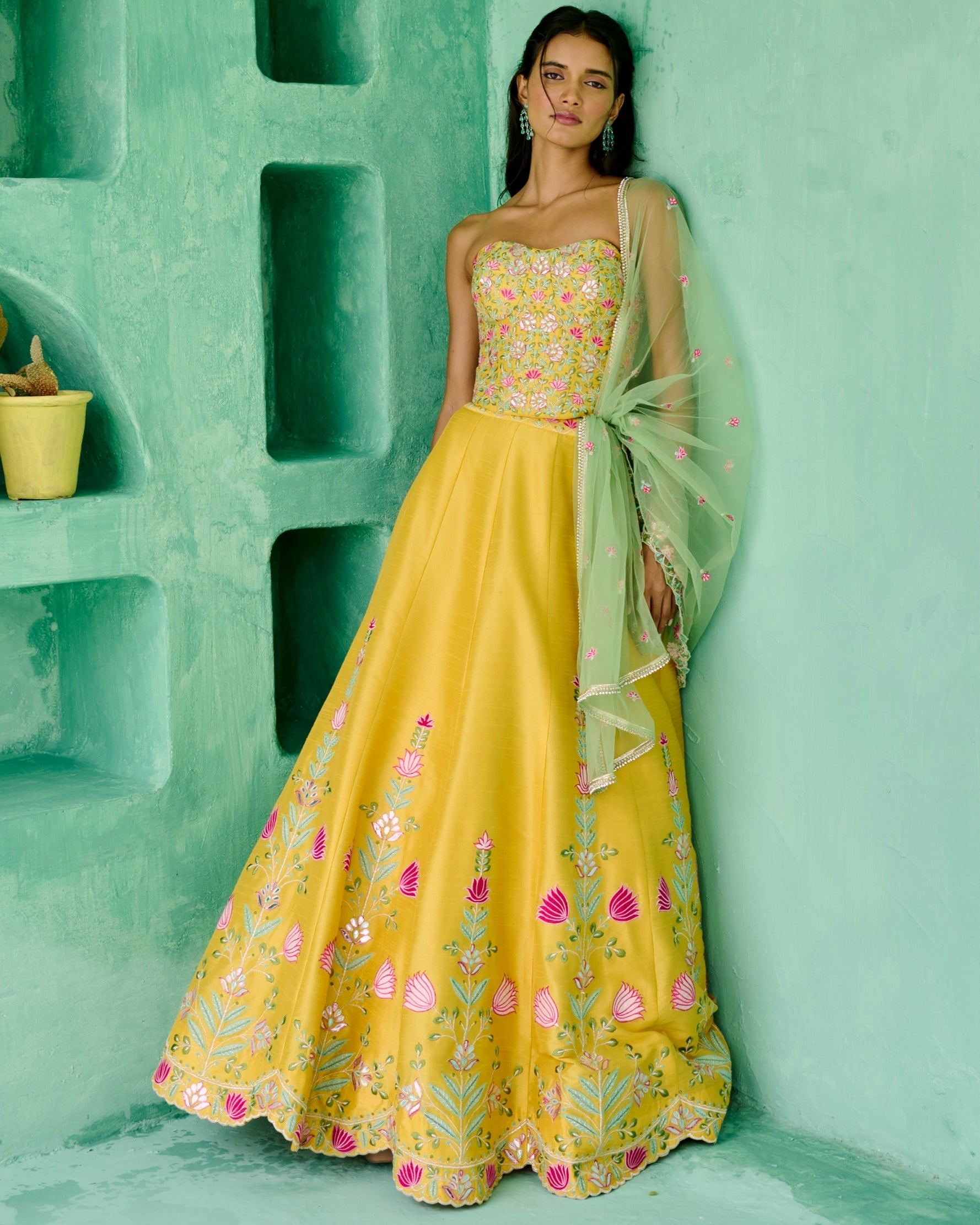 Falak Lehenga Set