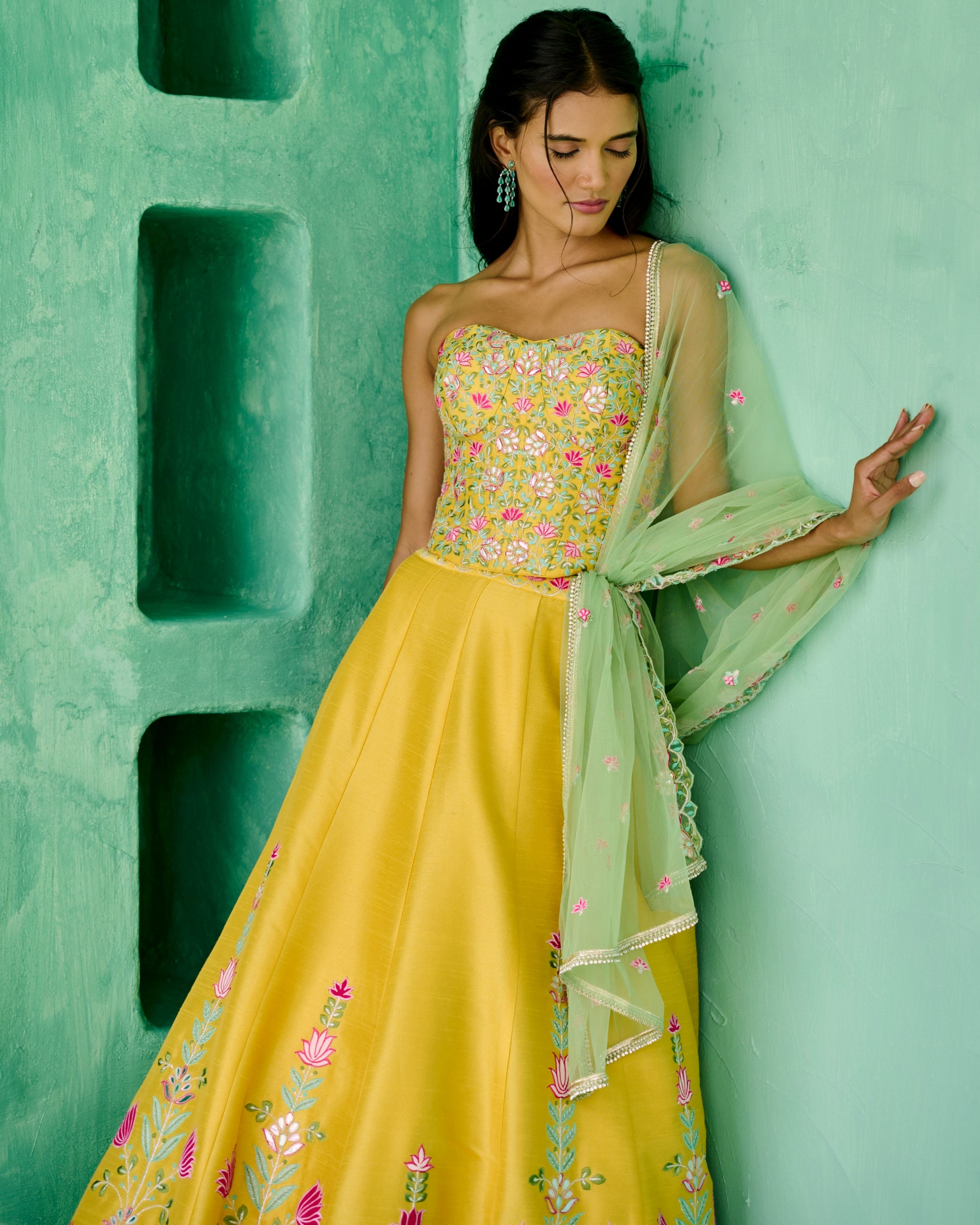 Falak Lehenga Set