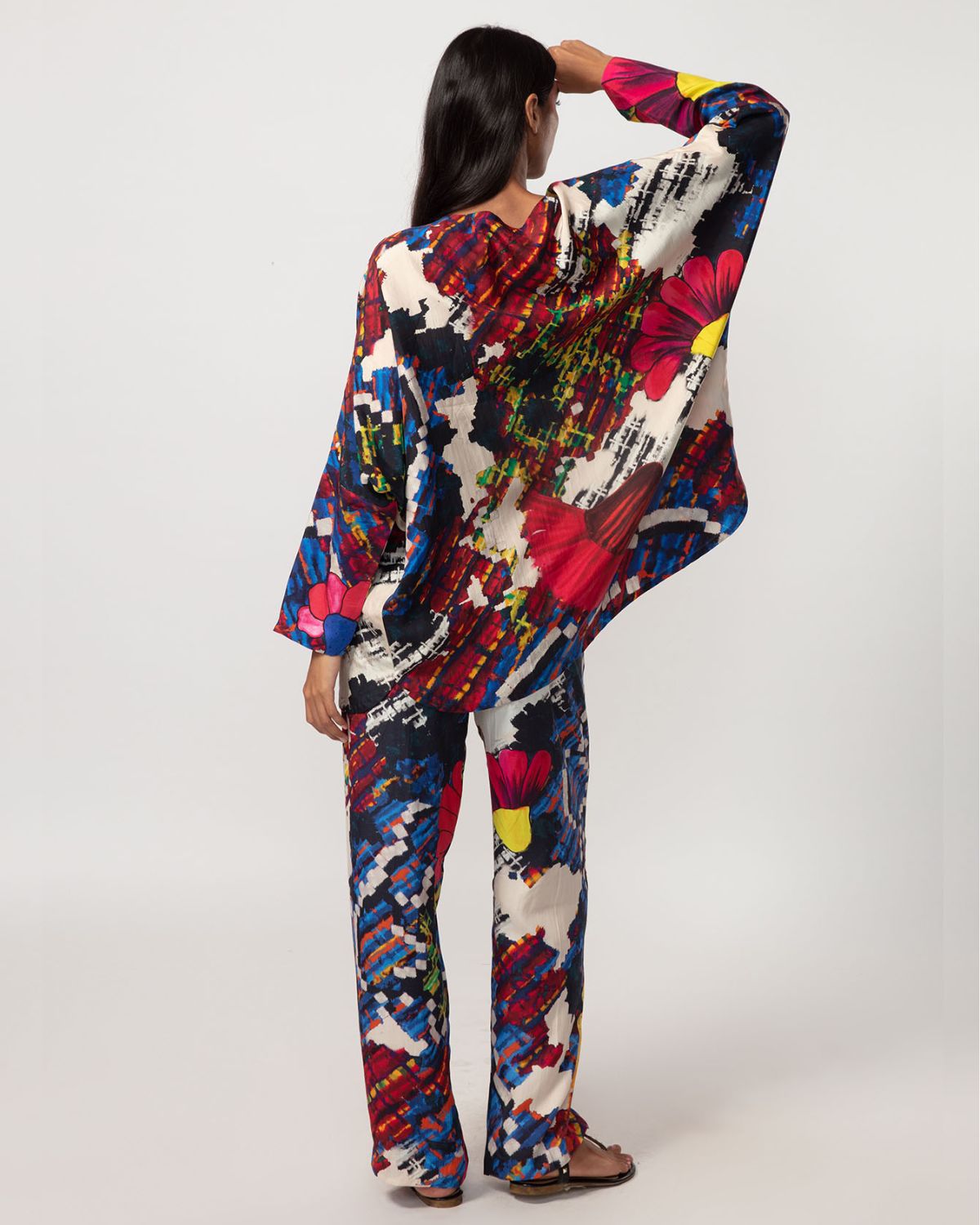 Multicolor Silk Abstract Floral Set