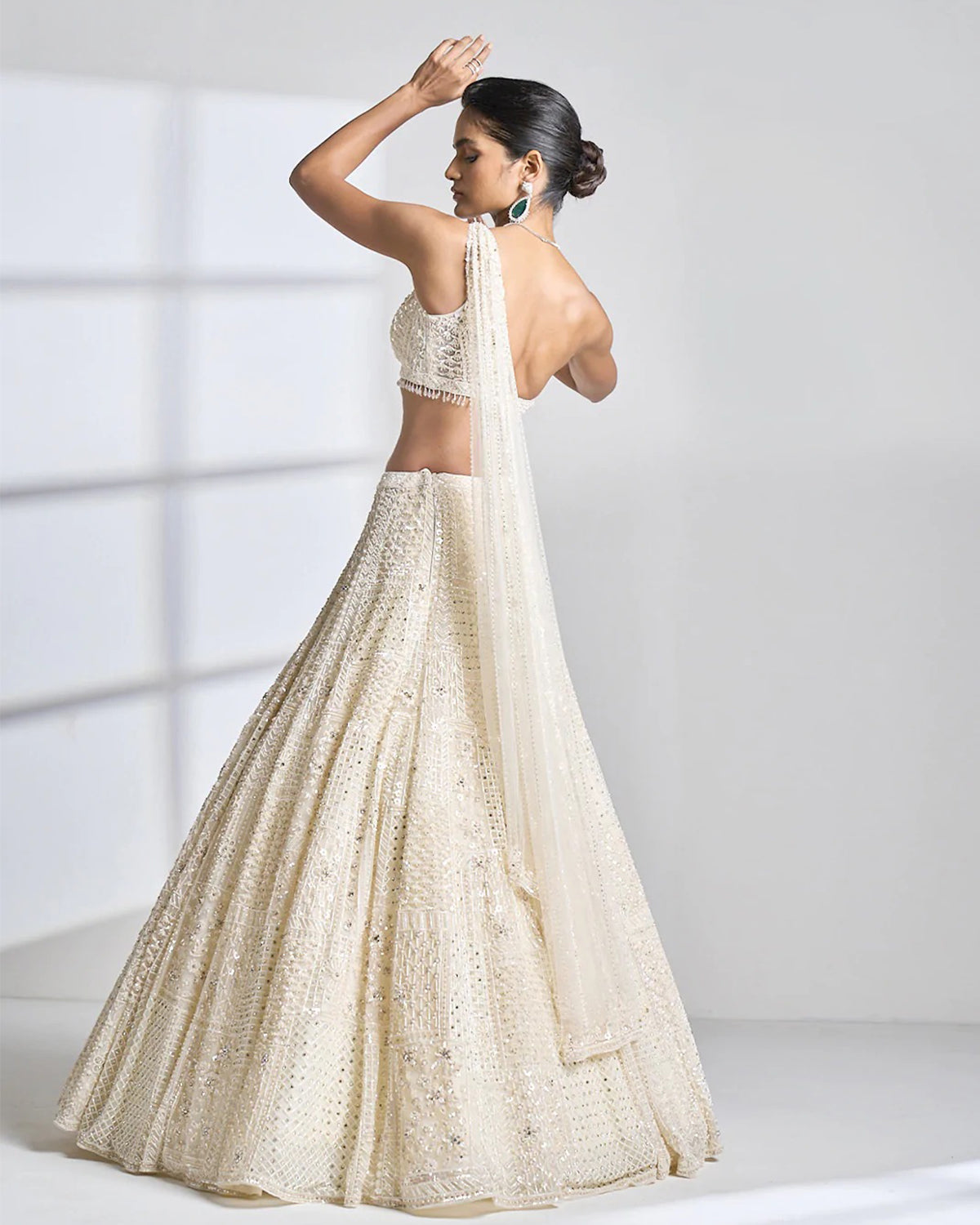 Indian Bridal Wear - Modern Reception Bridal Lehenga | Bridal lehenga,  Indian bridal wear, Indian bridal