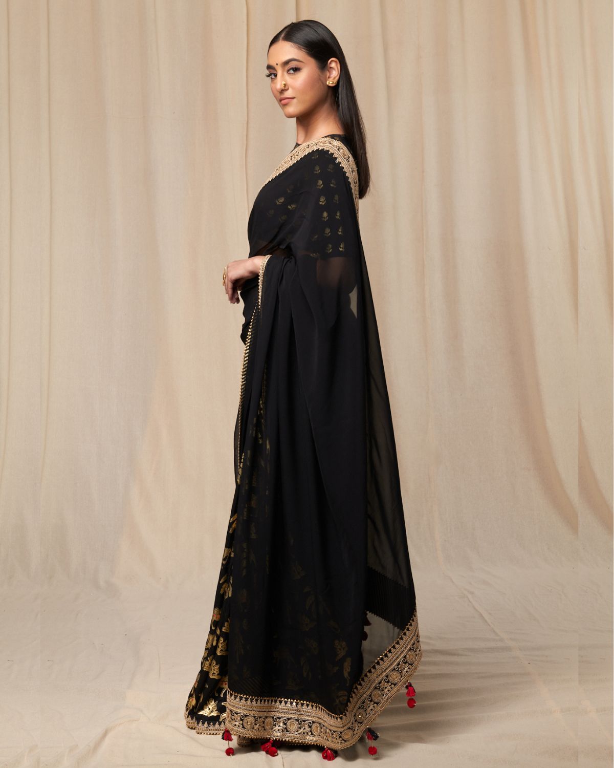 Black Raw Silk Printed Sari Set | House Of Masaba
